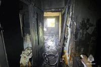 В Волжском из-за окурка пострадали в пожаре двое человек