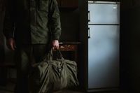 Отец найденной в холодильнике волжанки подписал контракт с Минобороны и умер