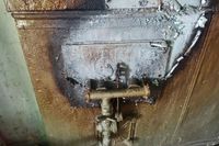 На севере Волгоградской области следователи выясняют причины гибели двух человек в доме с печкой