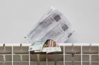 Волгоградцам спишут пени за погашенную задолженность по ЖКХ