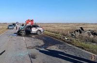 Месиво вместо машин: водители двух иномарок погибли на трассе в Волгоградской области