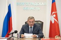 Бочаров призвал внести больше спорта в жизнь волгогардцев