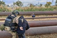 ОМОН с полицией обезвредили группу условных диверсантов на предприятии в Волгограде