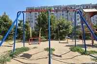 Глава СК поручил доложить о травмах двух девочек на качелях в Волгограде