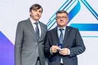 Министр просвещения РФ вручил ректору ВГСПУ медаль Ушинского