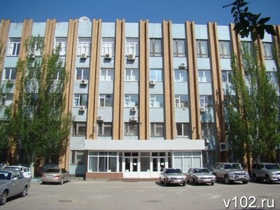 В этом здании сидит комитет охотничьего хозяйства и рыболовства Волгоградской области.