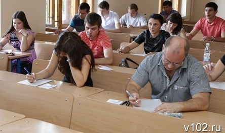 Абитуриенты с юго-востока Украины сдают вступительные экзамены в ВГТУ