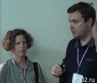 Наблюдатели ОБСЕ Яна Катарина Бюргерс (Германия) и Милос Стоядинович (Сербия)