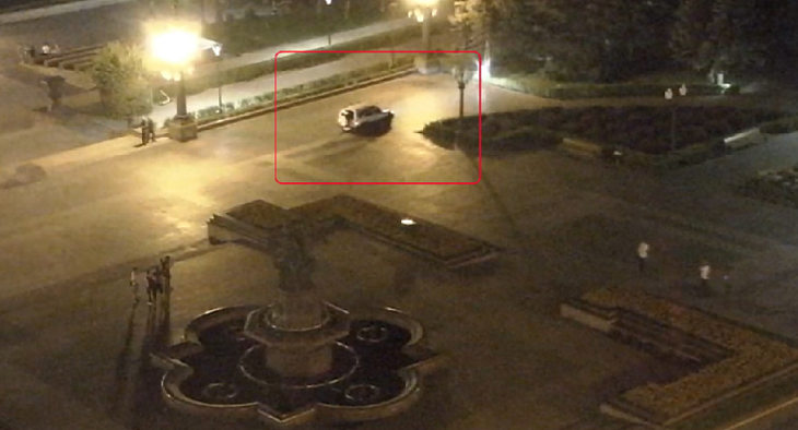 Водителя внедорожника арестовали на 15 суток за езду по парку и ступеням набережной Волгограда