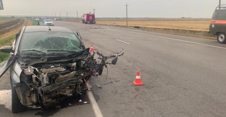 В Ростовской области волгоградец устроил жуткое ДТП: трое сгорели