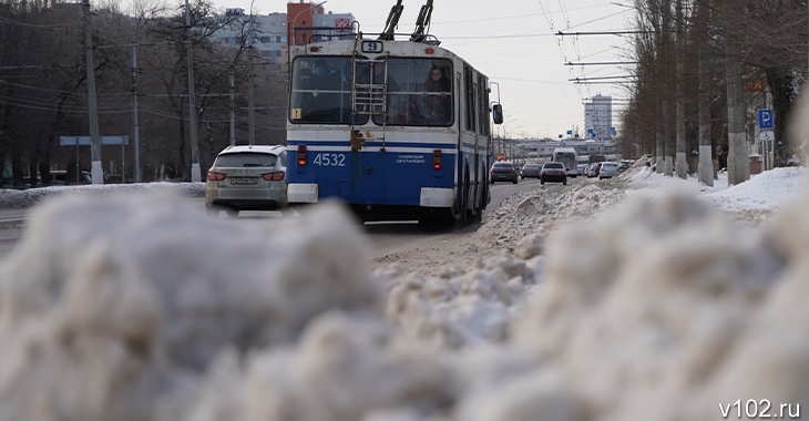 На проспекте Ленина в Волгограде исчезла полоса для общественного транспорта