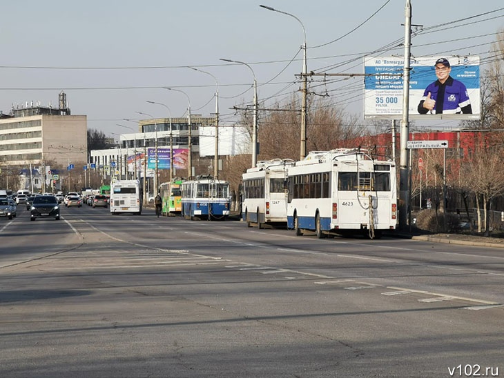 1 продольная волгоград. Троллейбус Волгоград 2002. Троллейбус Волгоград 2023 65. Троллейбус Волгоград 1998. Троллейбус Волгоград 2023.