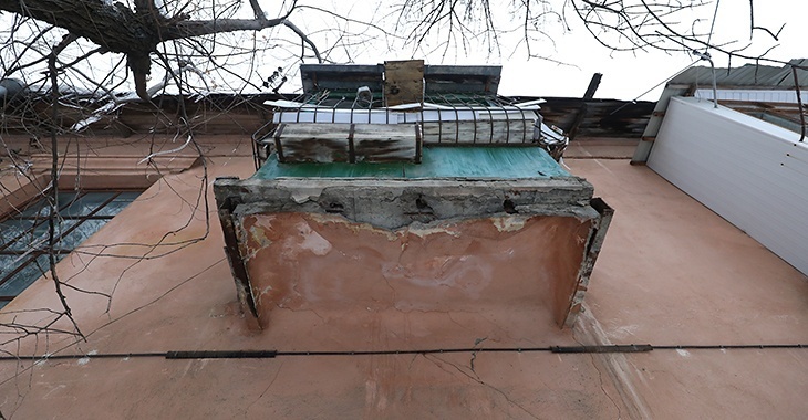 УК оштрафовали за разрушающиеся балконы на Аллее героев в Волгограде