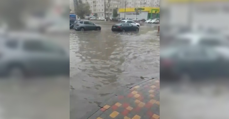 Все по плану: майский ливень в Волгограде обернулся протечками и потопами