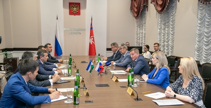 Андрей Бочаров встретился с представителями Узбекистана в Волгограде