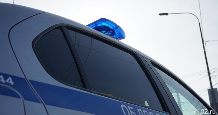В Волгограде автобус № 65 с пассажирами совершил вынужденную остановку