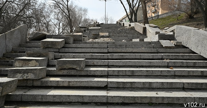 У исторической лестницы в Волгограде смонтируют 9-километровый водовод