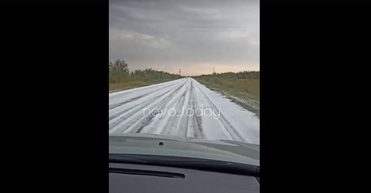 «Хоть зимнюю резину доставай»: в Волгоградской области град превратил дороги в заснеженные трассы