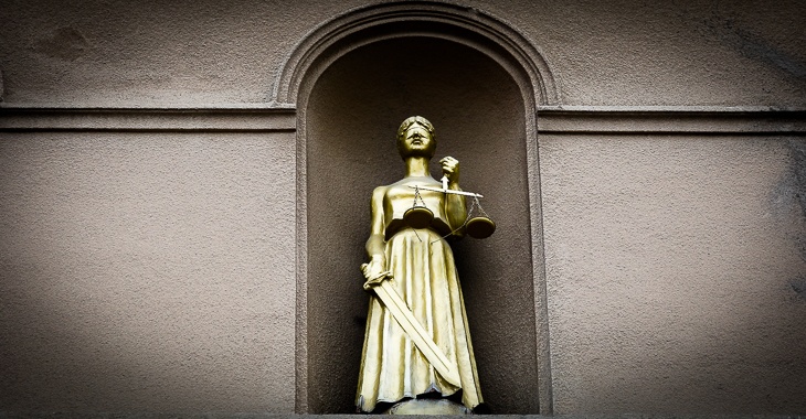 Экс-судью из Волгограда Дорошенко обвиняют по 6 статьям УК РФ