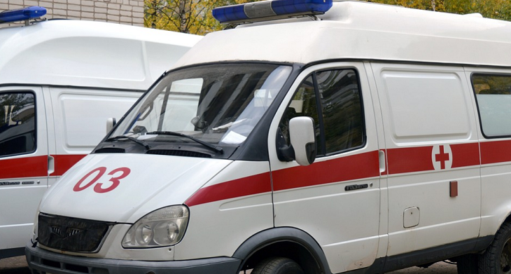 Под Волгоградом 7 человек пострадали из-за выехавшего на встречку внедорожника