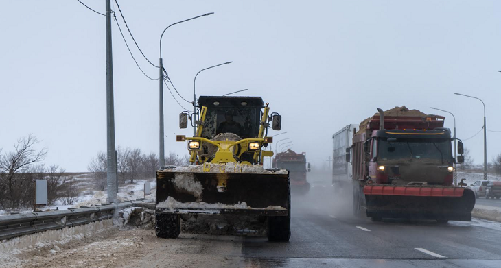 Север Волгоградской области завалило снегом