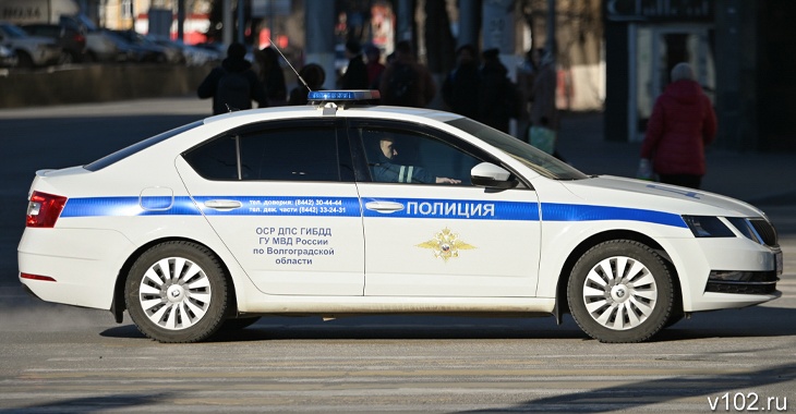 В Волгограде объявлен розыск водитель, сбивший в Советском районе женщину