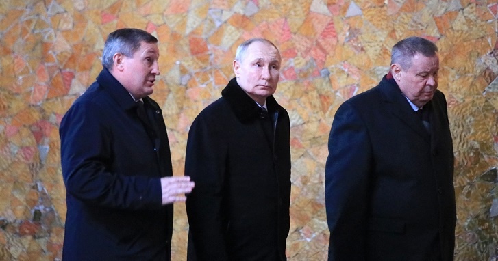 Визит Путина в Волгоград: что осталось за кадрами встречи с губернатором Андреем Бочаровым