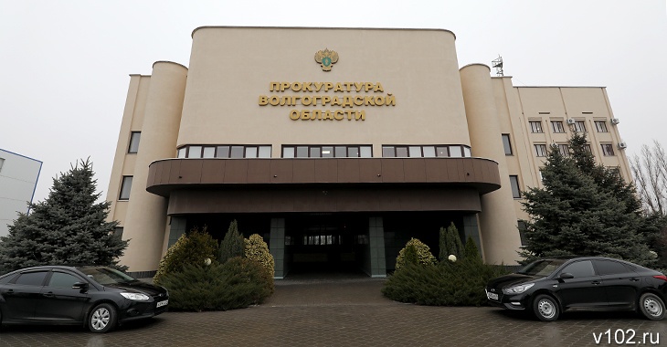Главу поселения в Волгоградской области уволили из-за утраты доверия