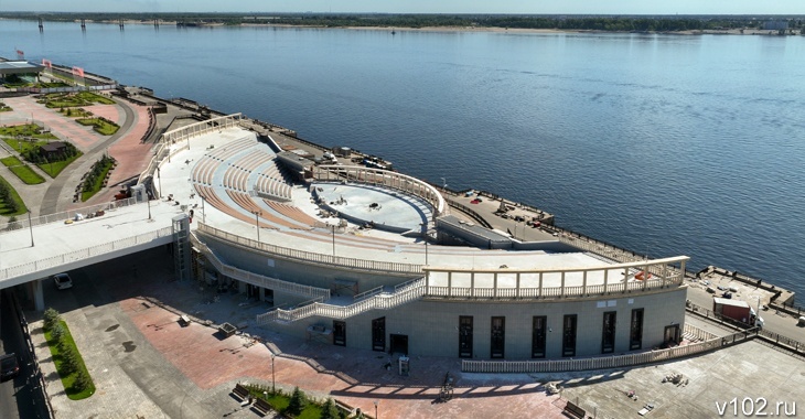 Амфитеатр на набережной Волгограда станет светомузыкальным за 21 млн рублей
