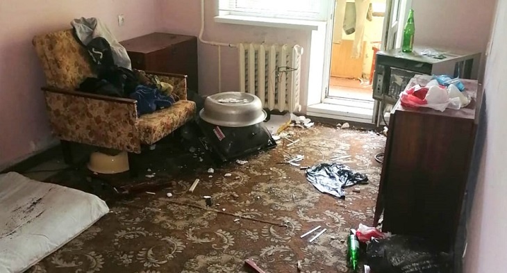 Жильцы дома в Волжском вызвали полицию из-за подозрительного грохота за стеной