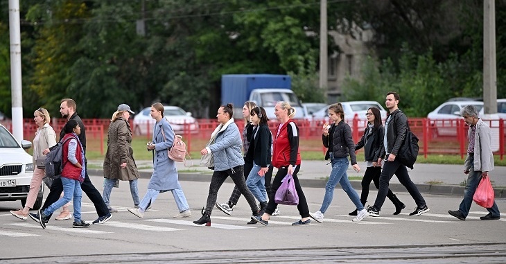 66% жителей ЮФО считают главным достоинством работодателя высокую зарплату