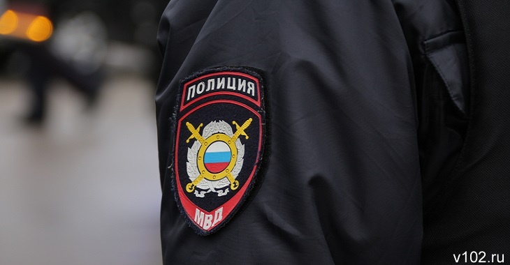 Полицейские в Волгограде нашли мать скитавшегося по улицам 4-летнего ребенка