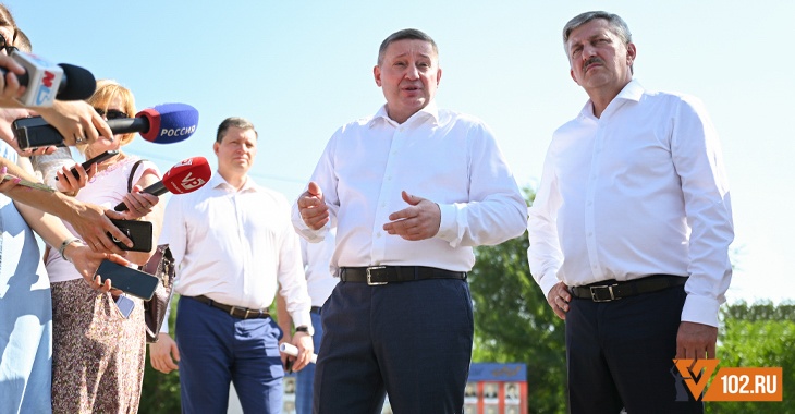 Губернатор Бочаров заглянул в будущее волгоградского электротранспорта Губернатор Бочаров заглянул в будущее волгоградского электротранспорта