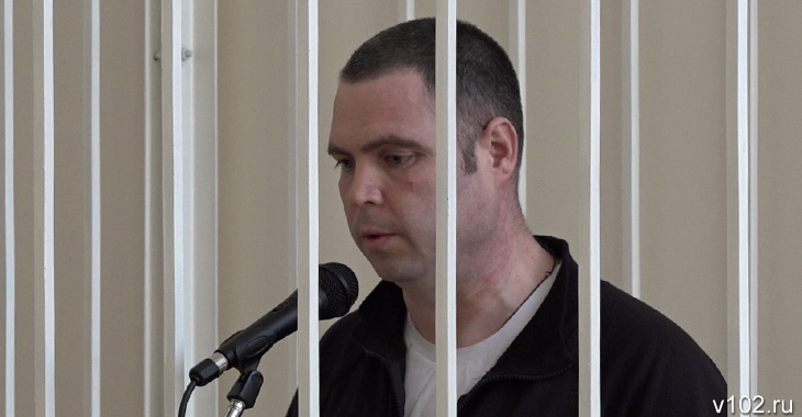 В Волгограде таксист-душитель за убийство беременной получил 11 лет колонии