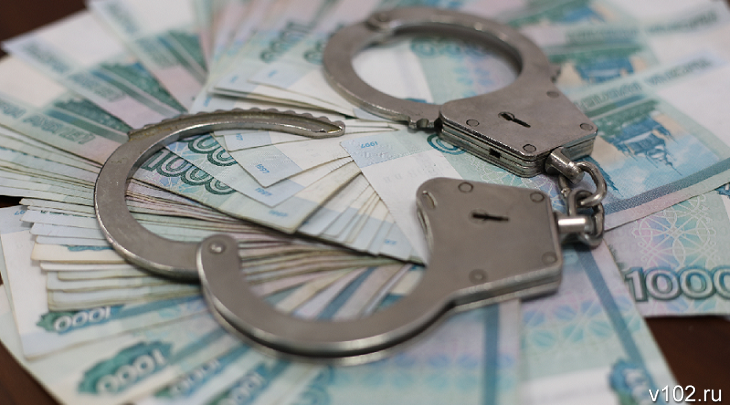 Под Волгоградом чиновника осудят за незаконную индексацию своей зарплаты