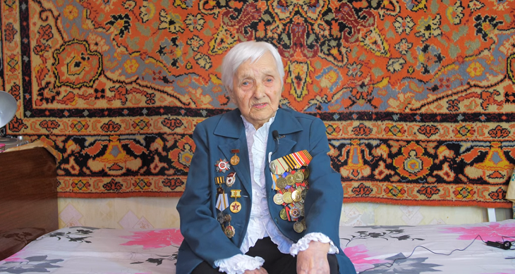 В Волгограде прощаются со 100-летней участницей Сталинградской битвы