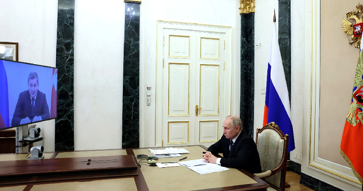 «У Вас всё на марше»: Путин поддержал выдвижение губернатора Бочарова на новый срок
