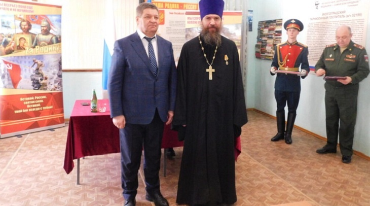 Минобороны наградило волгоградского военного священника Сергия Попова