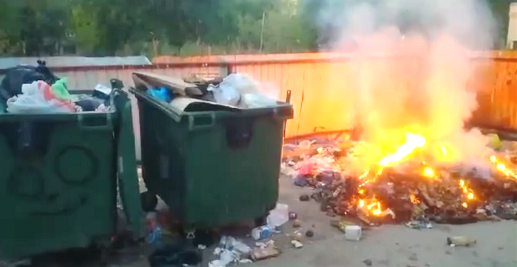 В Волгограде снова объявились поджигатели мусорных контейнеров