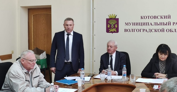 Подвело здоровье: депутаты приняли досрочную отставку главы Котовского района