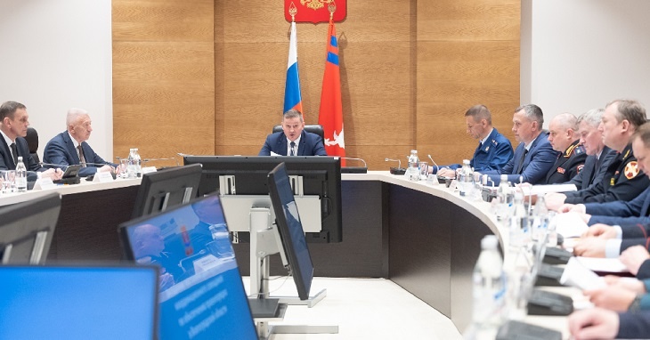 Андрей Бочаров собрал силовиков на совещание по безопасности
