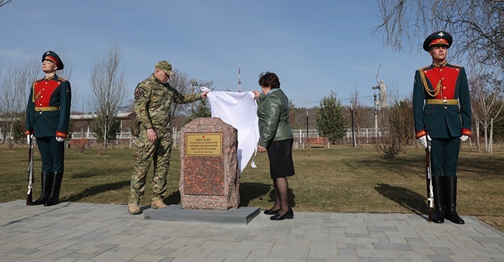 В Волгограде назвали ответственных за памятник участникам СВО