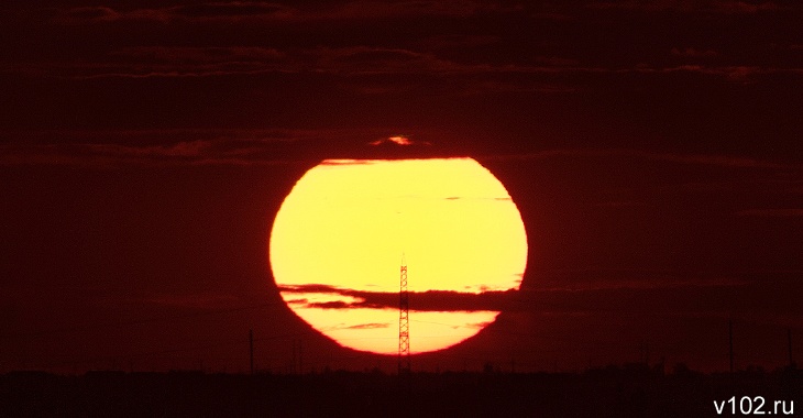 Мощнейшие вспышки на Солнце: ученые рассказали, ждать ли волгоградцам северного сияния и магнитных бурь