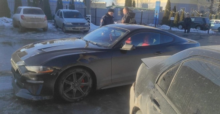 В Волгограде суд отобрал у безработного алкоголика дорогостоящий Mustang