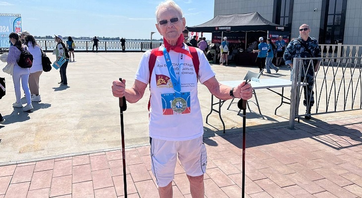 98-летний фронтовик Александр Медков финишировал в волгоградском марафоне