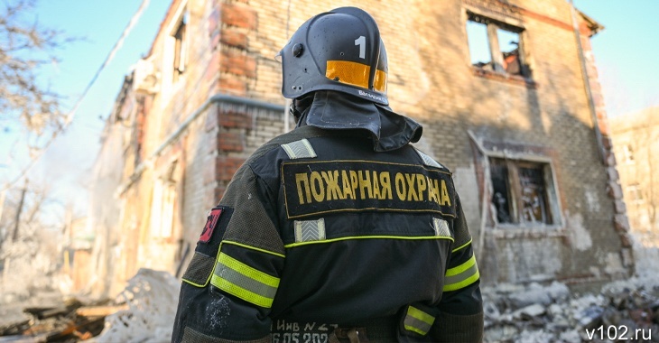 В Волгограде ускорили расселение опасного дома в переулке Фабричном