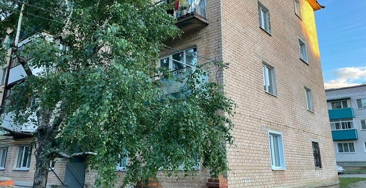 В Котово погибла 5-летняя девочка, выпавшая из окна