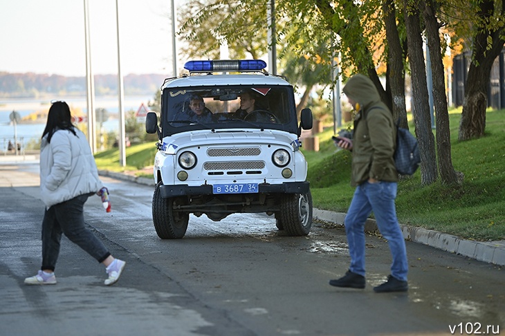 В Волгограде в парке Гагарина найден разлагающийся труп бездомного