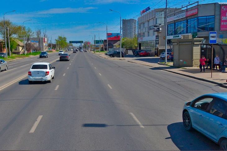 Водителя, отправившего в больницу пешехода, разыскивают в Волгограде