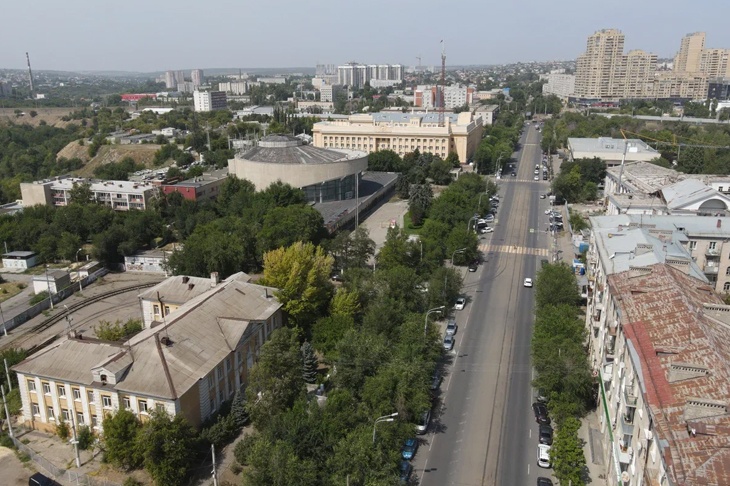 Опять не успели: в Волгограде ул. Краснознаменскую откроют лишь к концу недели